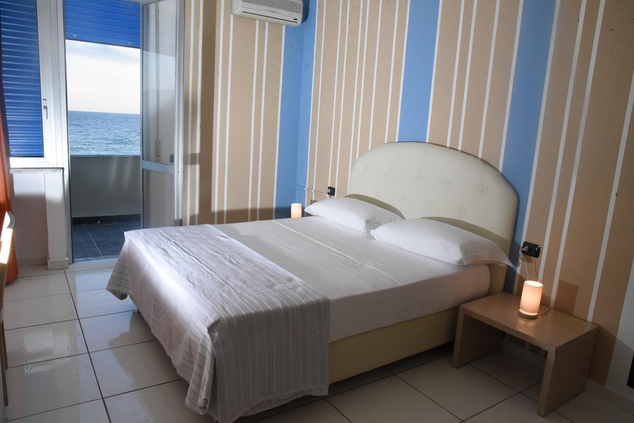 Blu Hotel Pontecagnano Esterno foto